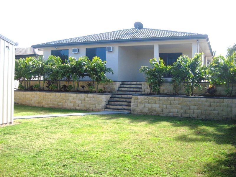 27 Manning Court, Rural View QLD 4740