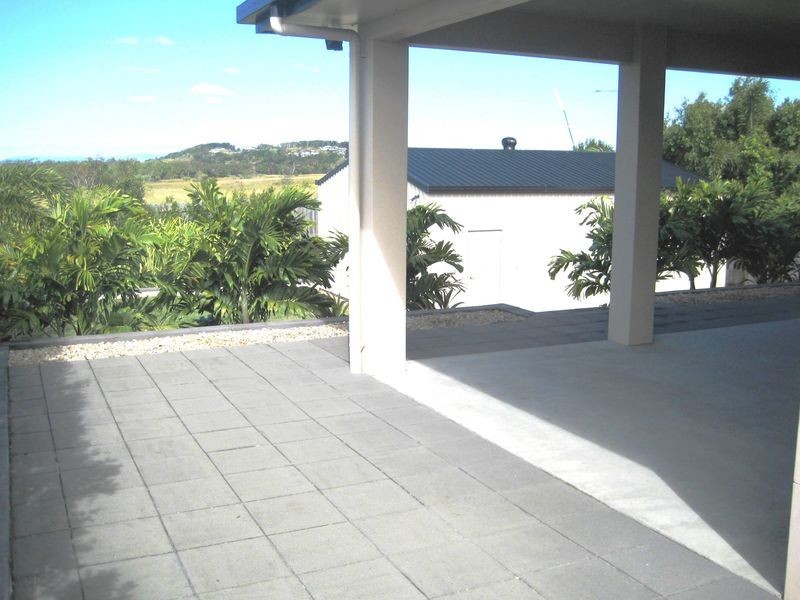 27 Manning Court, Rural View QLD 4740