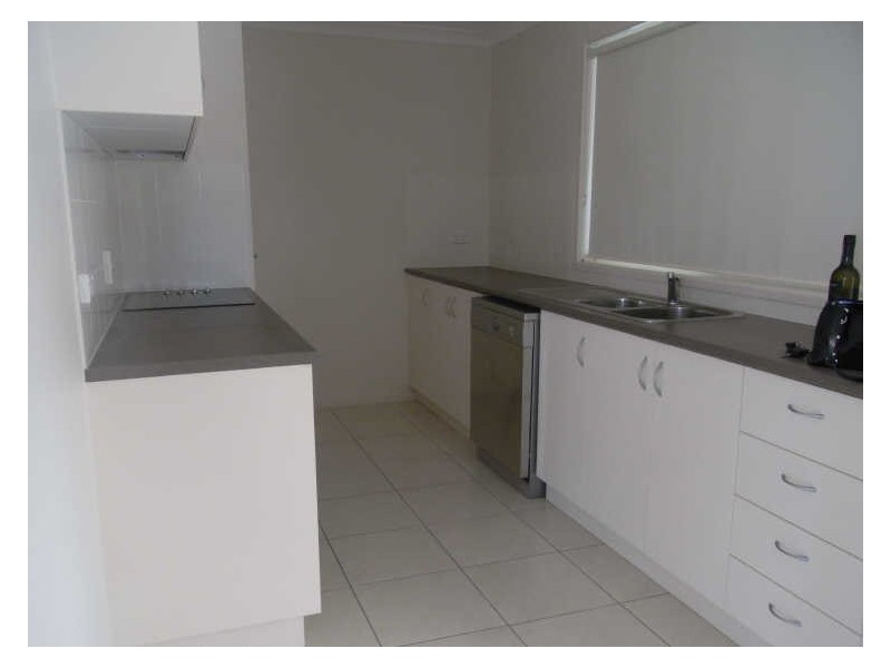 3B Beaconsfield Rd, Beaconsfield QLD 4740