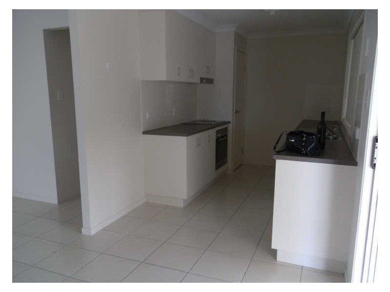 3B Beaconsfield Rd, Beaconsfield QLD 4740