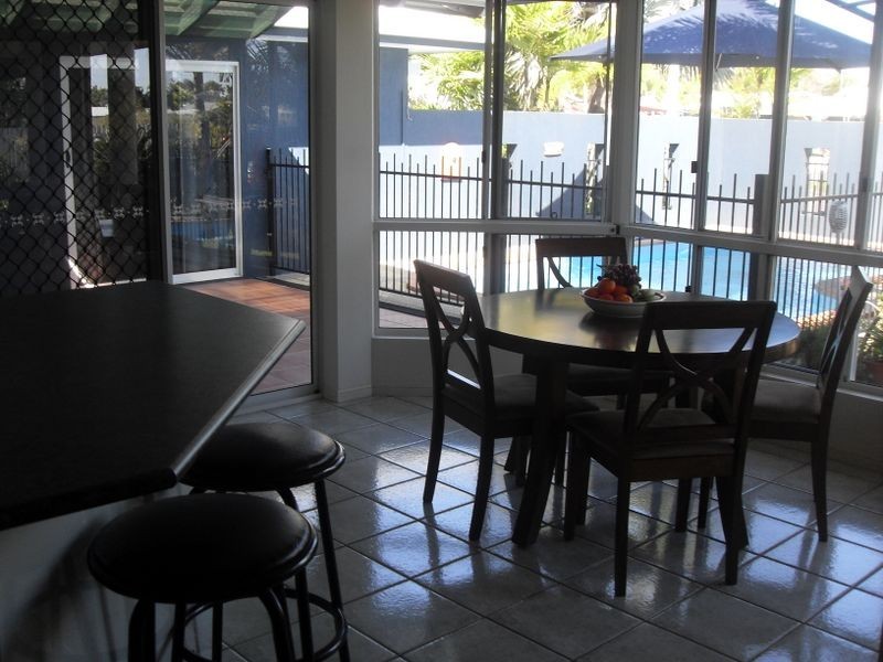 51 Bradman Drive, Glenella QLD 4740