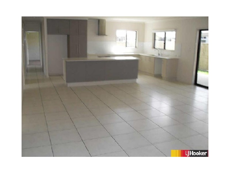 13 Vesta Lane, Paget QLD 4740