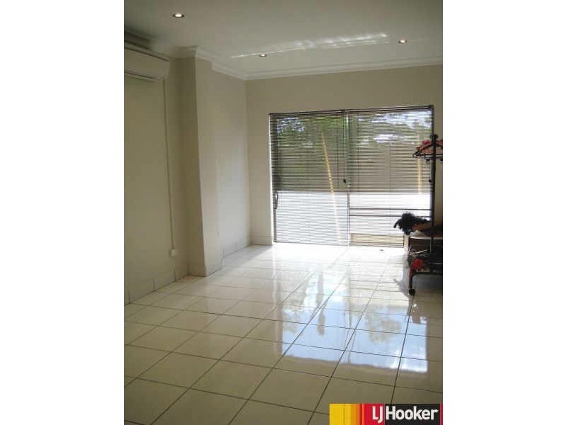 8 Heaths Road, Mount Pleasant QLD 4740