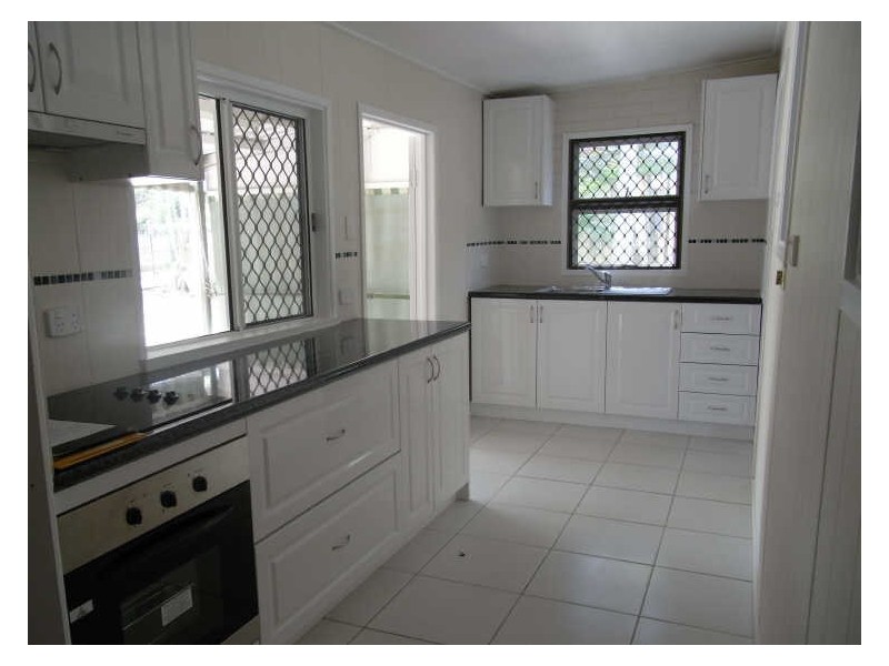 30 Downie Avenue, Bucasia QLD 4750