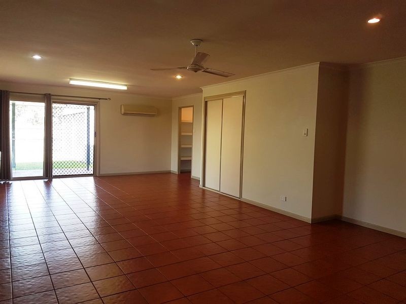 31 Frank Cowley Drive, Glenella QLD 4740