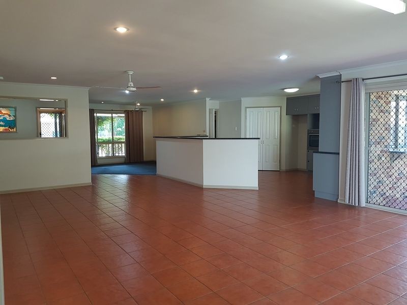 31 Frank Cowley Drive, Glenella QLD 4740