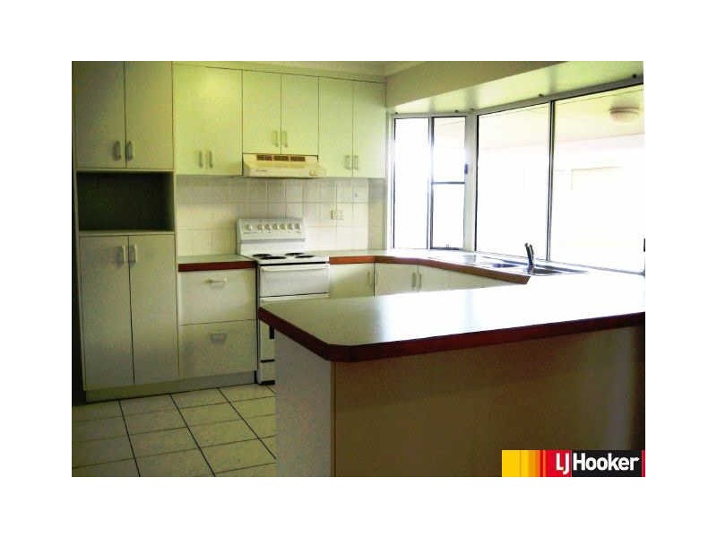 9 Ben Nevis Street, Beaconsfield QLD 4740