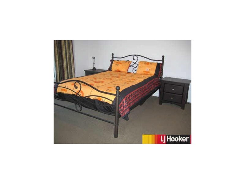 1 Sunseeker Court, Blacks Beach QLD 4740