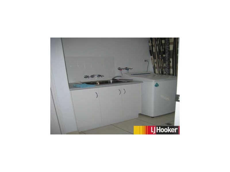 1 Sunseeker Court, Blacks Beach QLD 4740