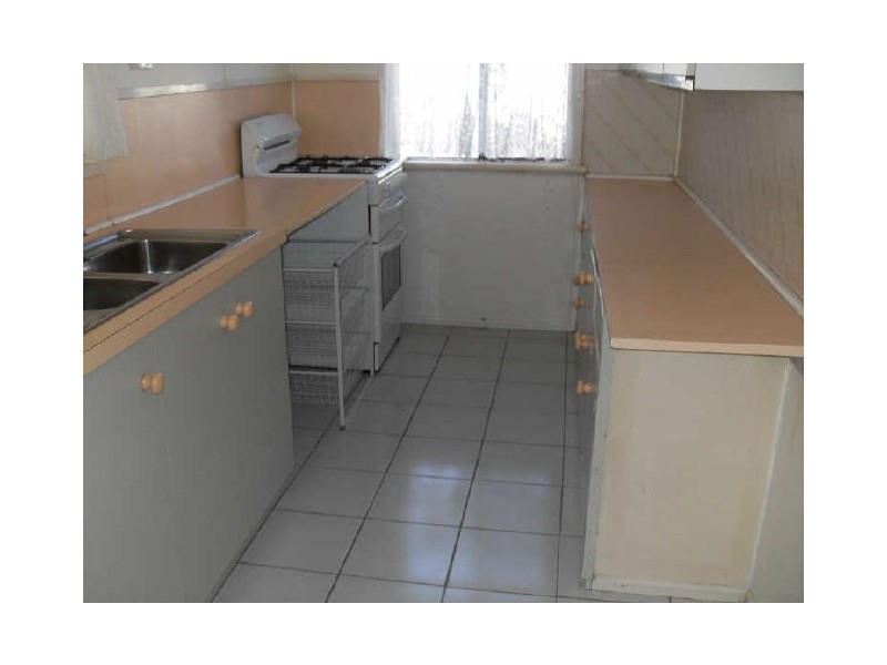 42 Pratt Street, South Mackay QLD 4740