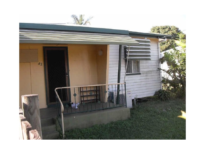 42 Pratt Street, South Mackay QLD 4740