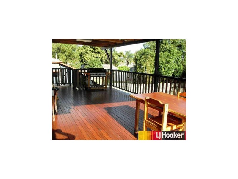 26 Melaleuca Street, Slade Point QLD 4740