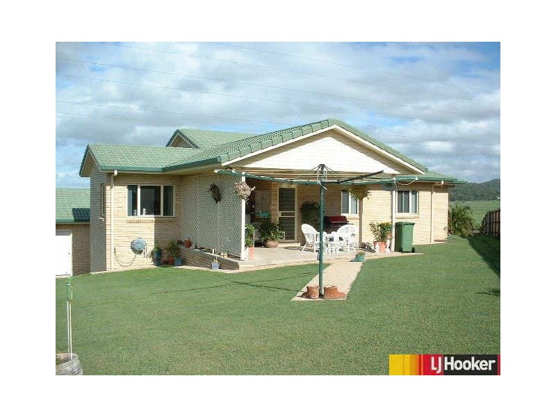 13 Cinnamon Drive, Glenella QLD 4740