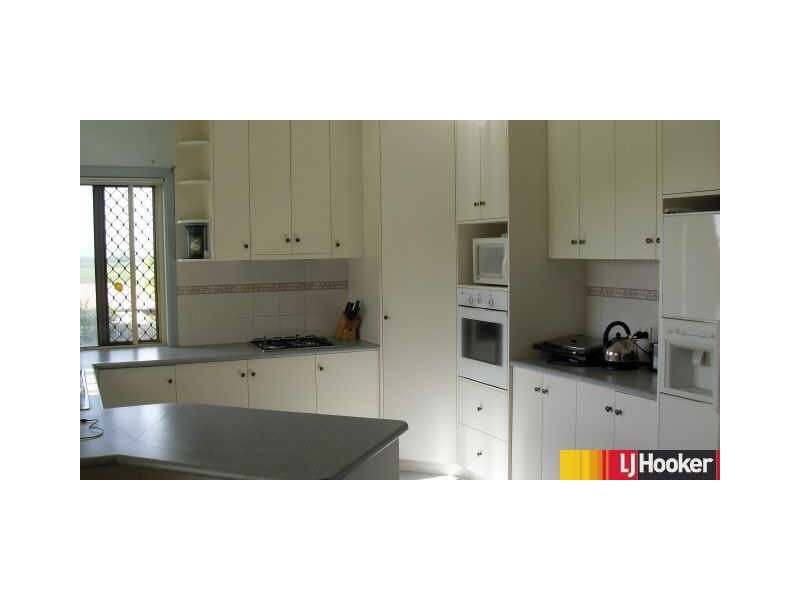 13 Cinnamon Drive, Glenella QLD 4740