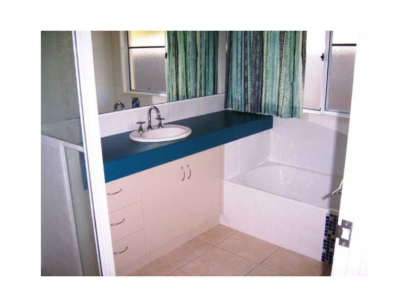 7 Seaspray Close, Shoal Point QLD 4750