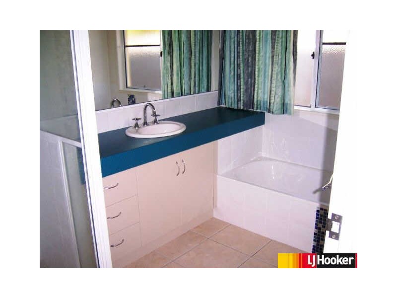 7 Seaspray Close, Shoal Point QLD 4750