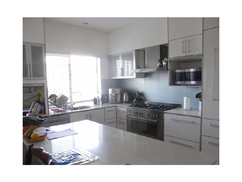 2/100 Binnington Esplanade, East Mackay QLD 4740