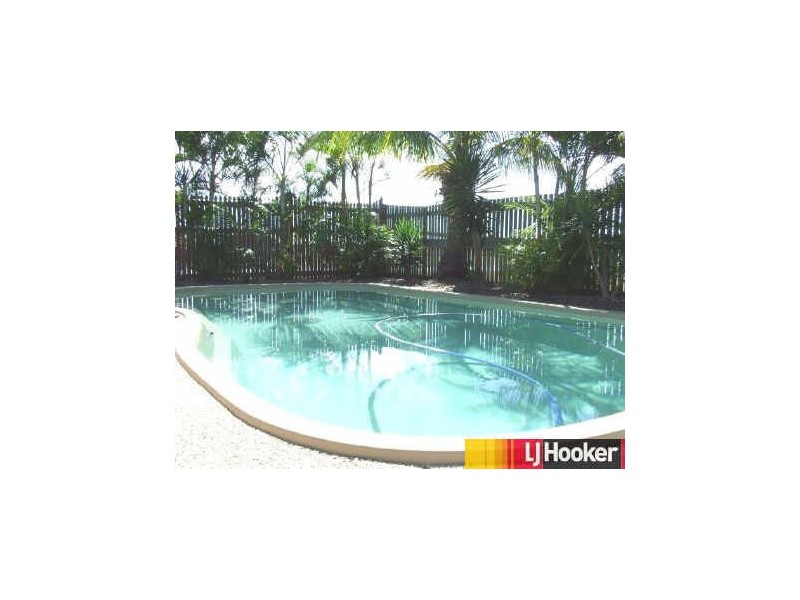 52 Caledonian Drive, Beaconsfield QLD 4740