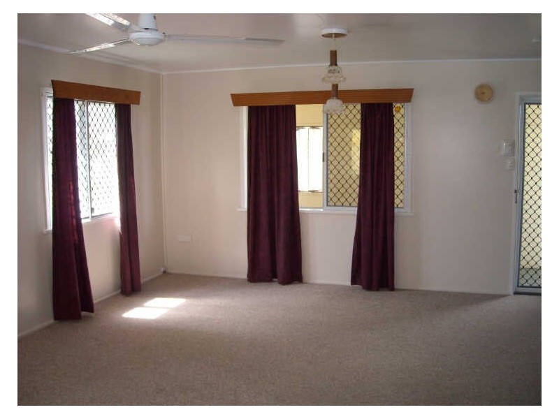 8 Eshmann Street, North Mackay QLD 4740