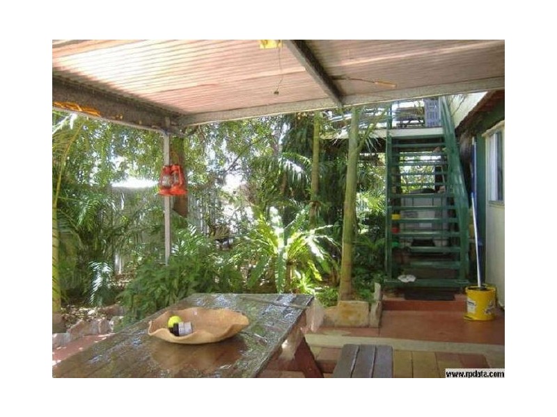 27 Clements Street, Moranbah QLD 4744