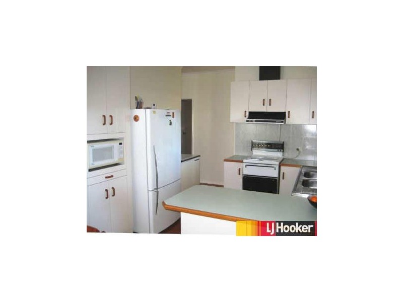 10 Vicky Court, Andergrove QLD 4740
