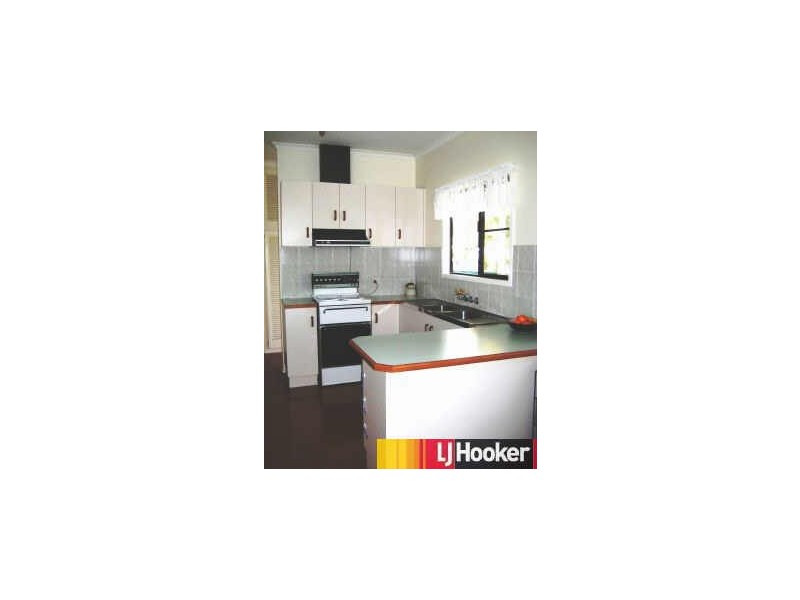 10 Vicky Court, Andergrove QLD 4740