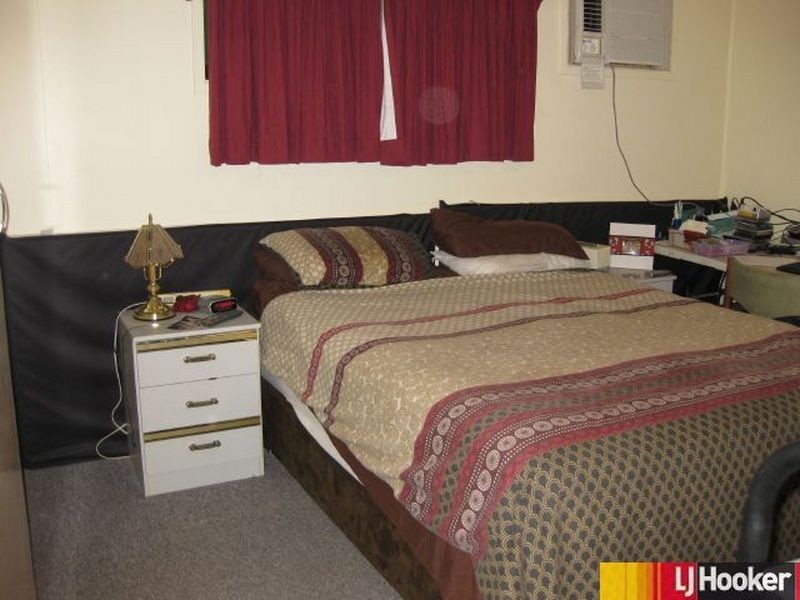 21 Rolfe Street, Moranbah QLD 4744