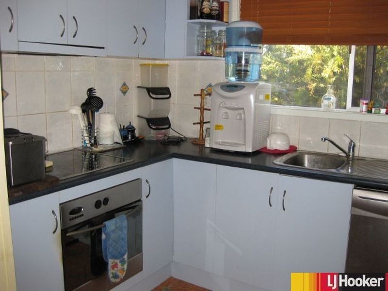 21 Rolfe Street, Moranbah QLD 4744