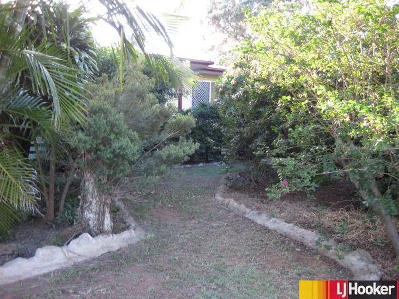 21 Rolfe Street, Moranbah QLD 4744