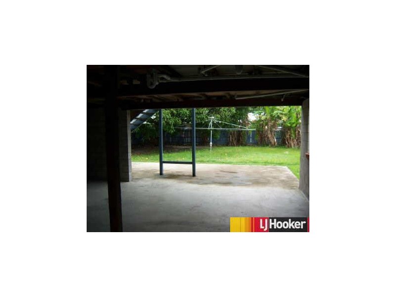 11 Baxter Street, South Mackay QLD 4740