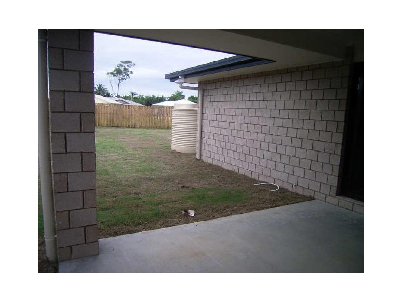 36 Jasmine Drive, Blacks Beach QLD 4740