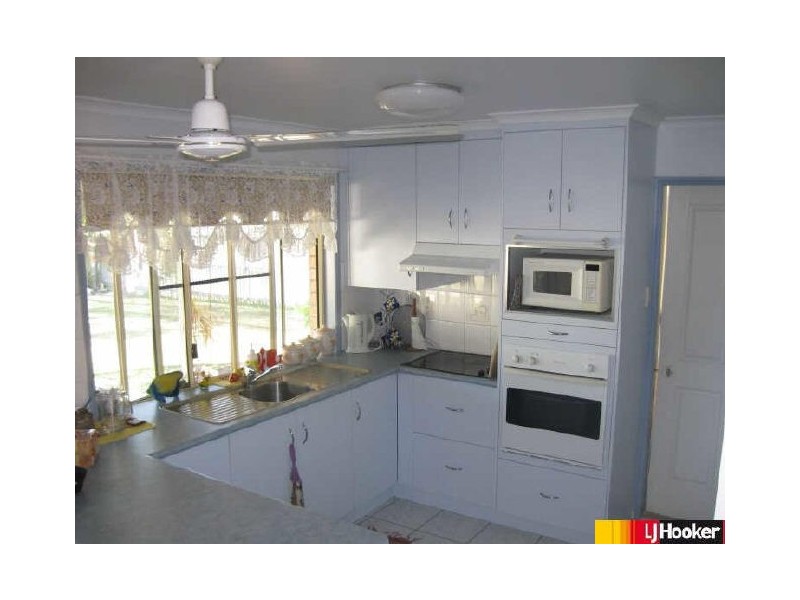 9 Seabreeze Court, Slade Point QLD 4740