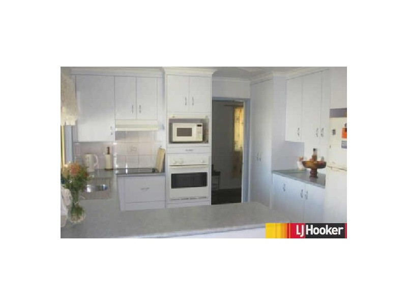 9 Seabreeze Court, Slade Point QLD 4740
