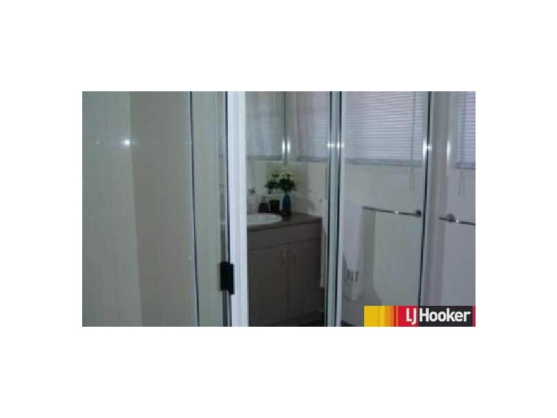 11 Angelina Avenue, Glenella QLD 4740