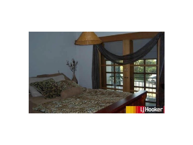 13 Mowlam Street, Eimeo QLD 4740