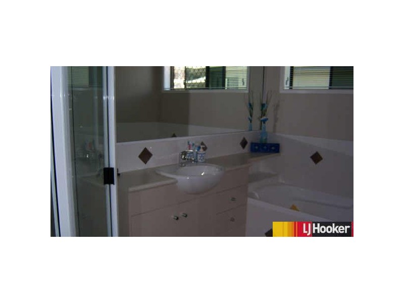 48 O’Brien Esplanade, Shoal Point QLD 4750