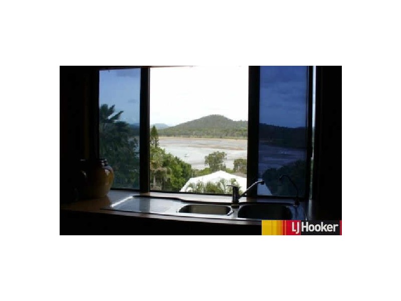 21 Captain Blackwood Drive, Sarina Beach QLD 4737