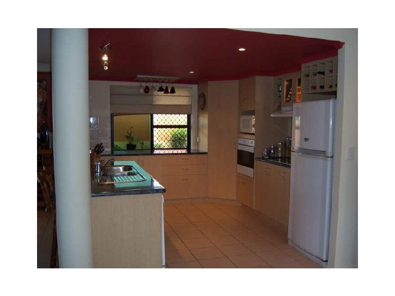 41 Slater Avenue, Blacks Beach QLD 4740