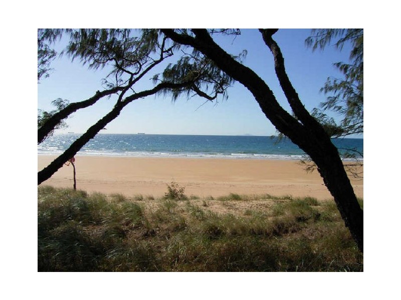 81 Rassmussen Street, Hay Point QLD 4740