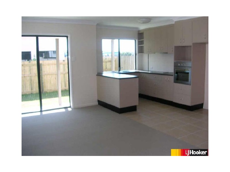 4/4 Byron Street, Mackay QLD 4740