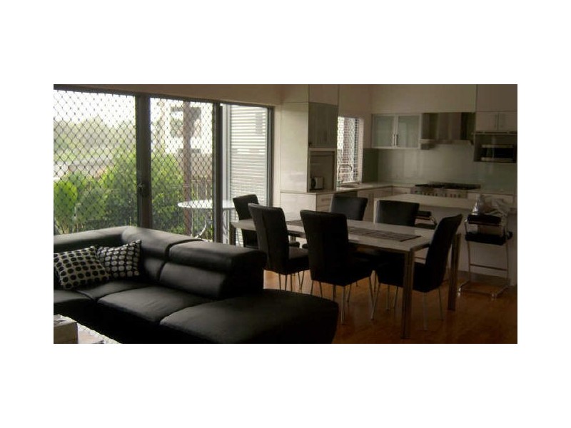 1/100 Binnington Esplanade, East Mackay QLD 4740