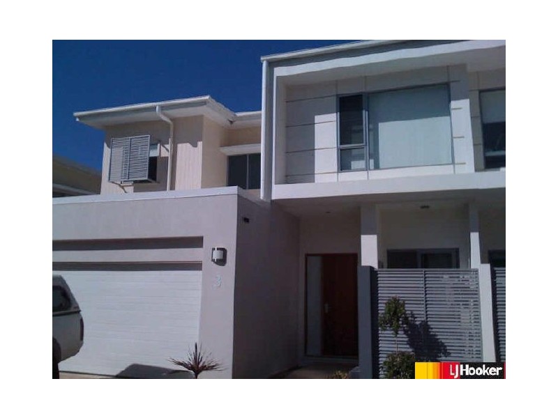 3/2 Belangason Way, Shoal Point QLD 4750