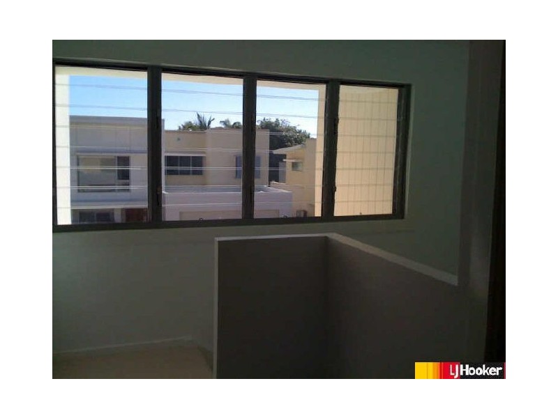 3/2 Belangason Way, Shoal Point QLD 4750