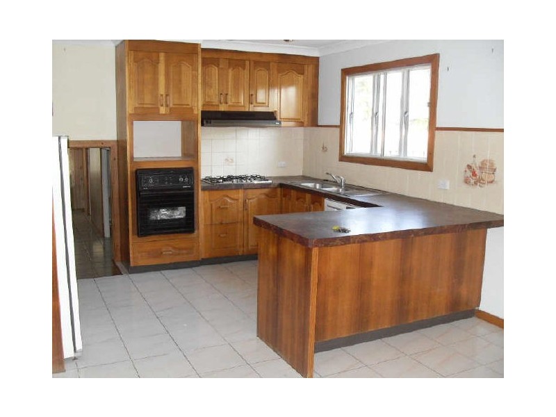 8 Evan Street, East Mackay QLD 4740