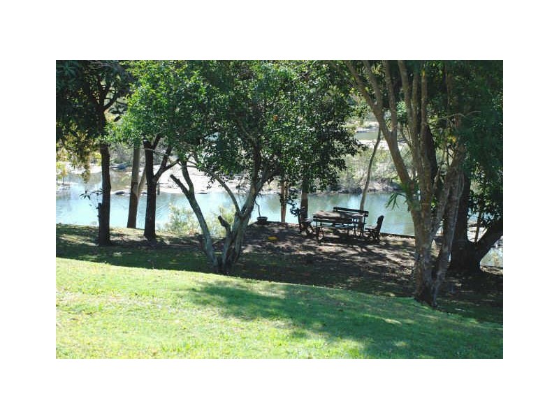 176 Anzac Avenue, Marian QLD 4753