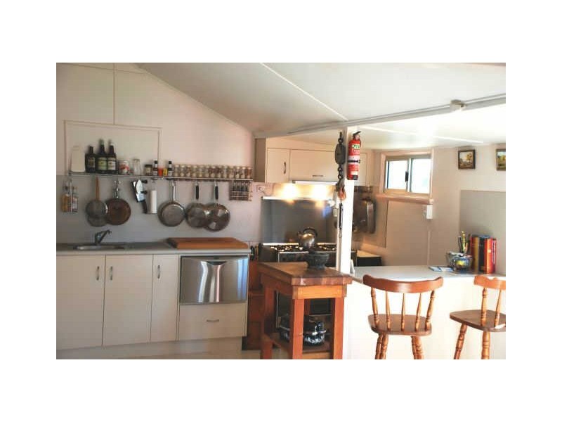 176 Anzac Avenue, Marian QLD 4753