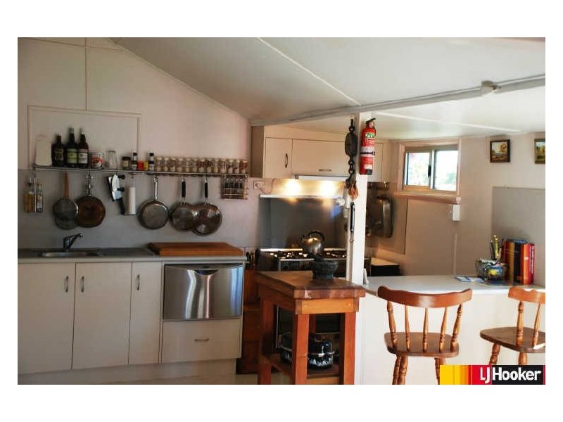 176 Anzac Avenue, Marian QLD 4753