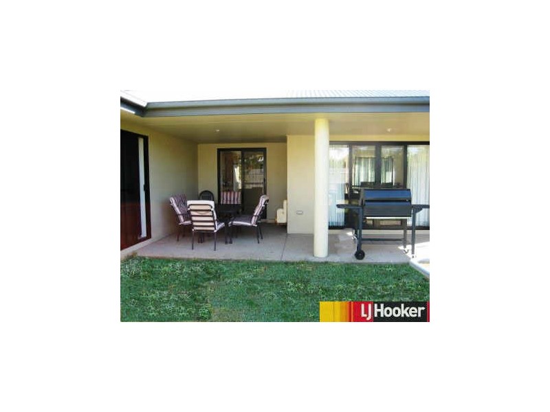 4 Mermaid Street, Shoal Point QLD 4750