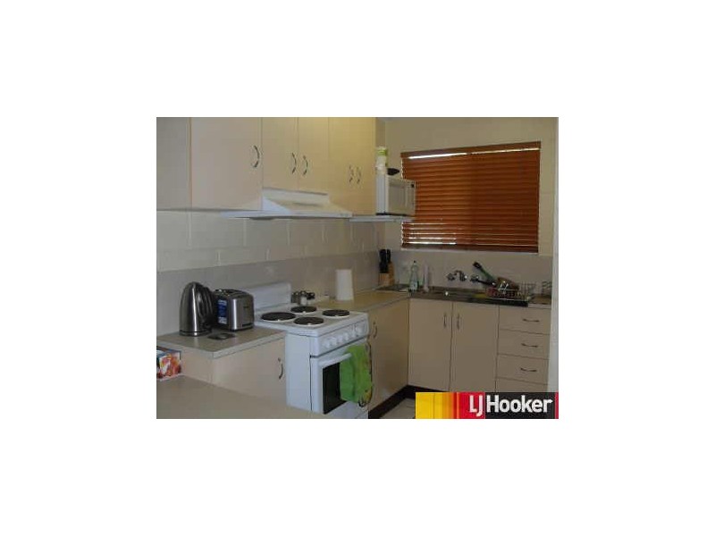 10/11 Porter Street, Mackay QLD 4740