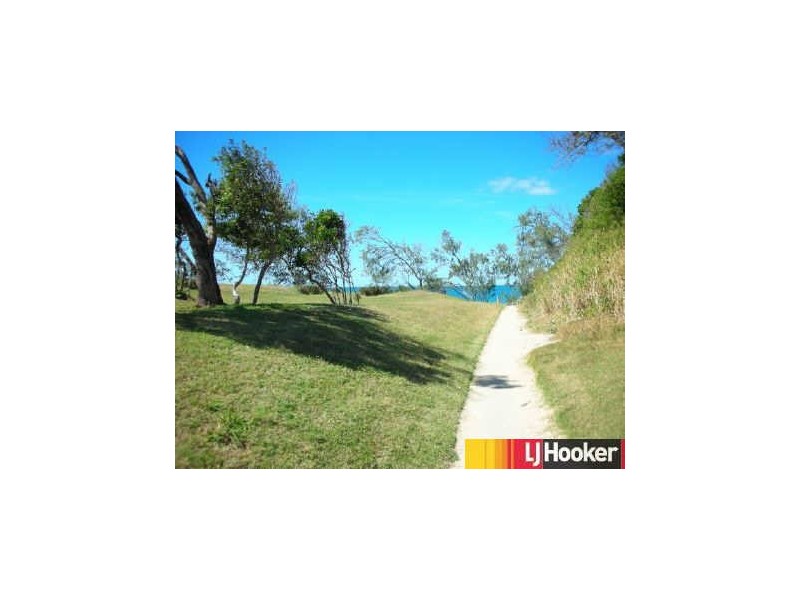 27 Portside Place, Shoal Point QLD 4750